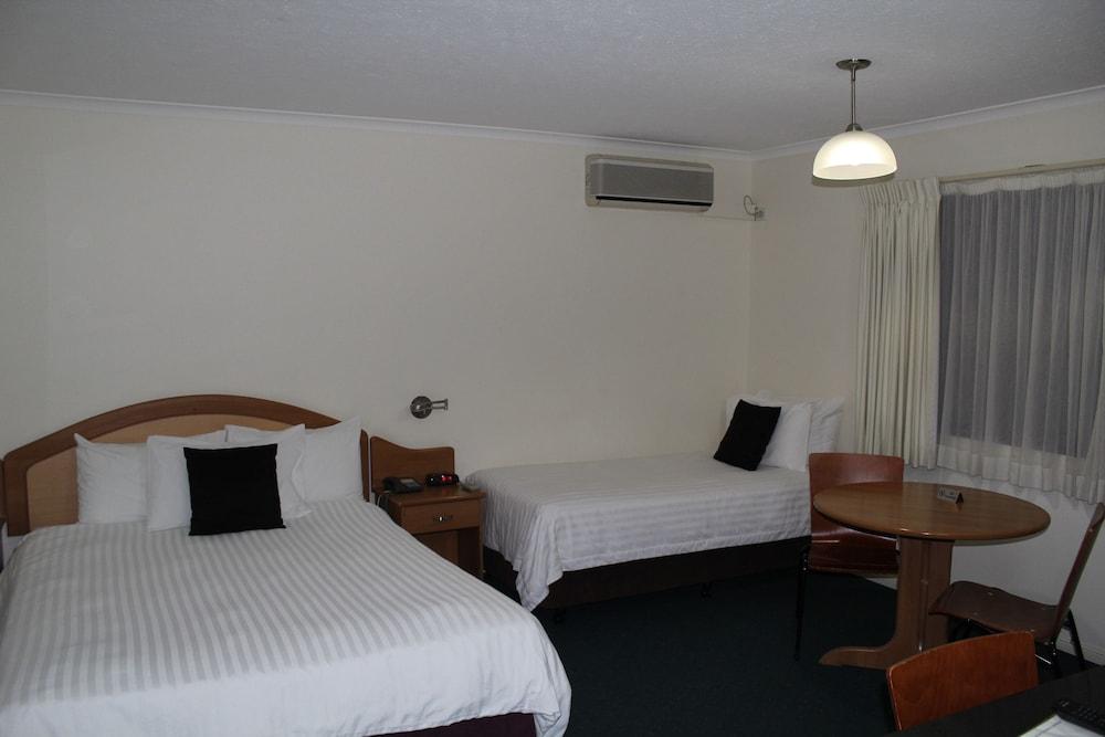 Pegasus Motor Inn And Serviced Apartments Hamilton Экстерьер фото