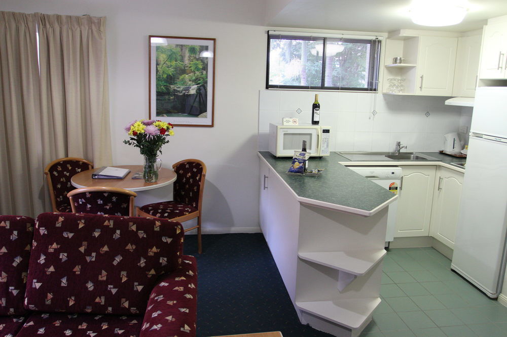 Pegasus Motor Inn And Serviced Apartments Hamilton Экстерьер фото