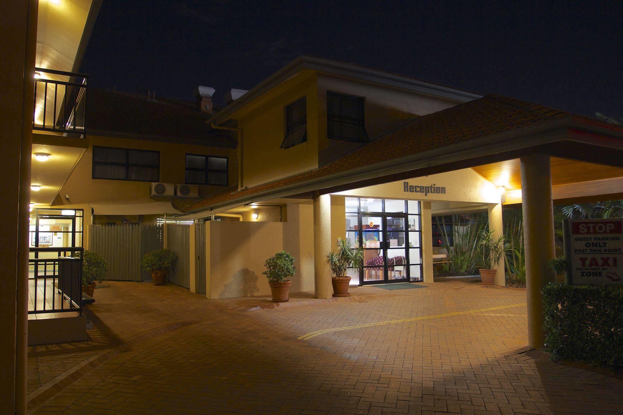 Pegasus Motor Inn And Serviced Apartments Hamilton Экстерьер фото
